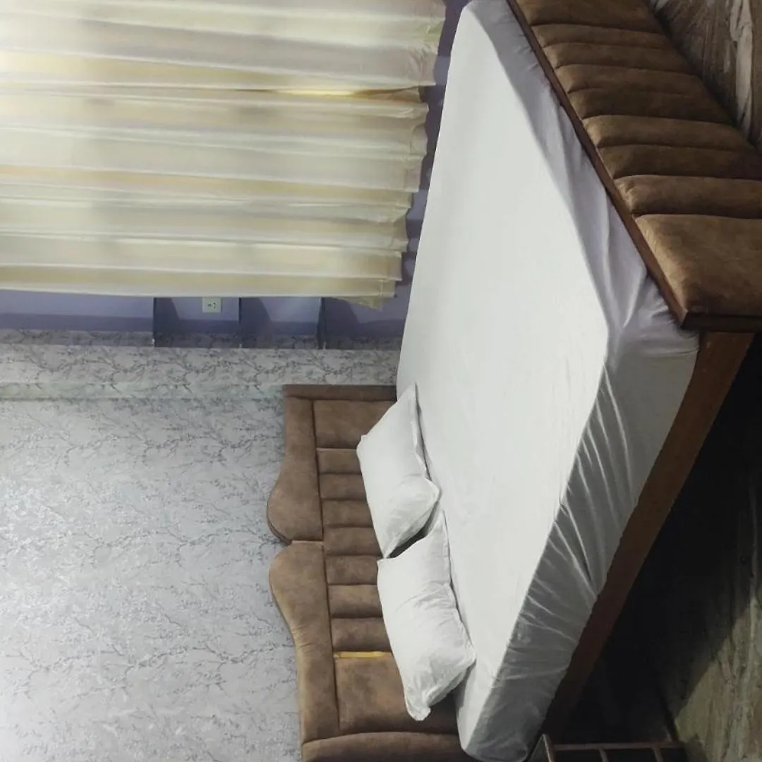 Pinaki Paying Guest House Varanasi