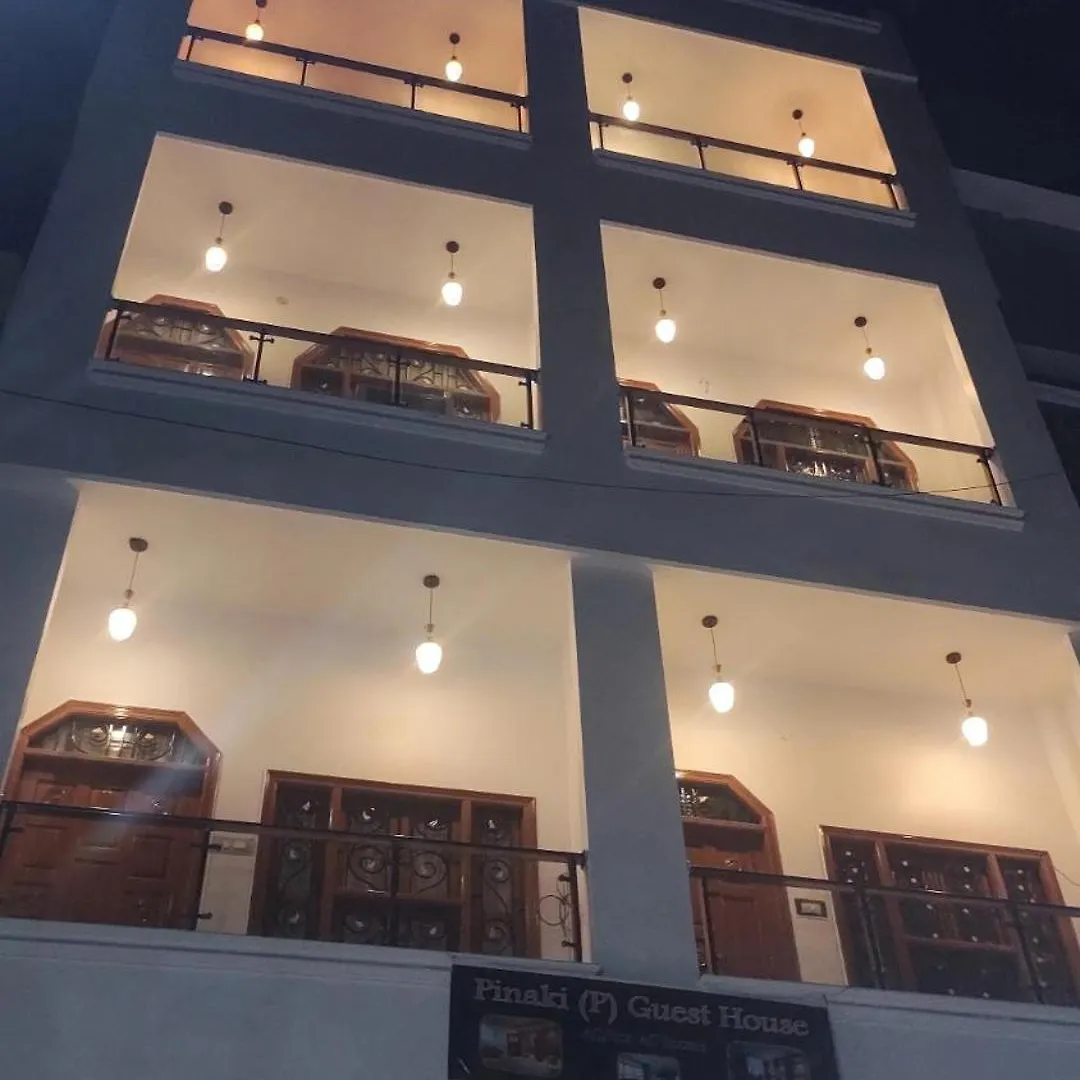 Pinaki Paying Guest House Varanasi